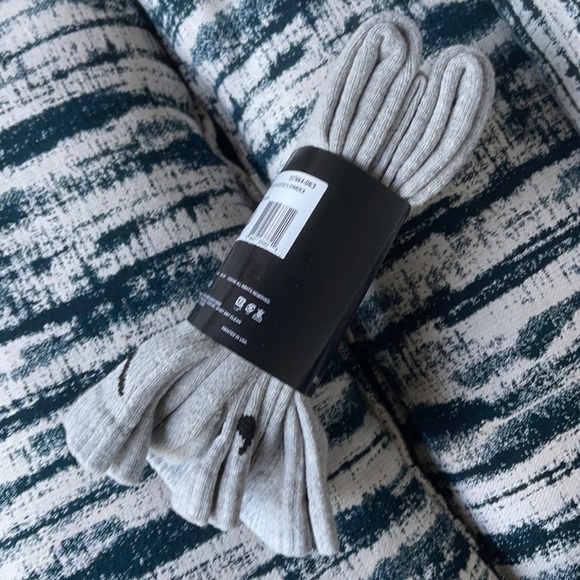 Nike 3 pairs Socks Set Everyday Cushioned Crew - Picture 9 of 16